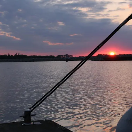 בית נופש Veronica *